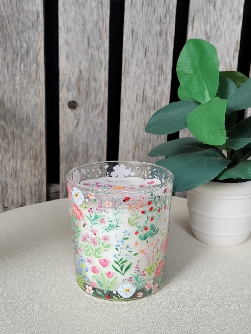 Clementine Cottage Garden Floral Scented Candle - Handpainted Glass - Picture 2 of 6